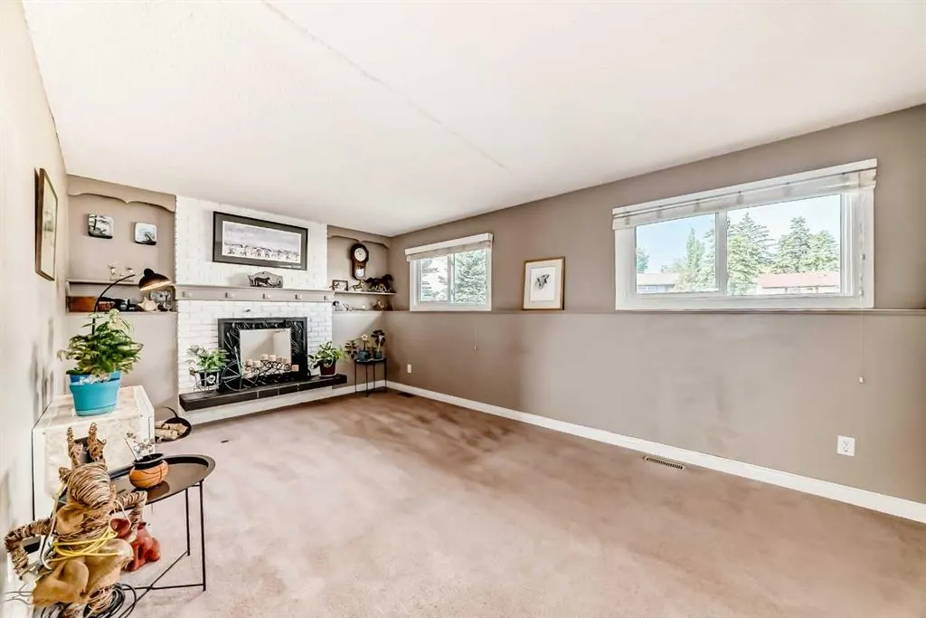 32 Radcliffe Bay SE