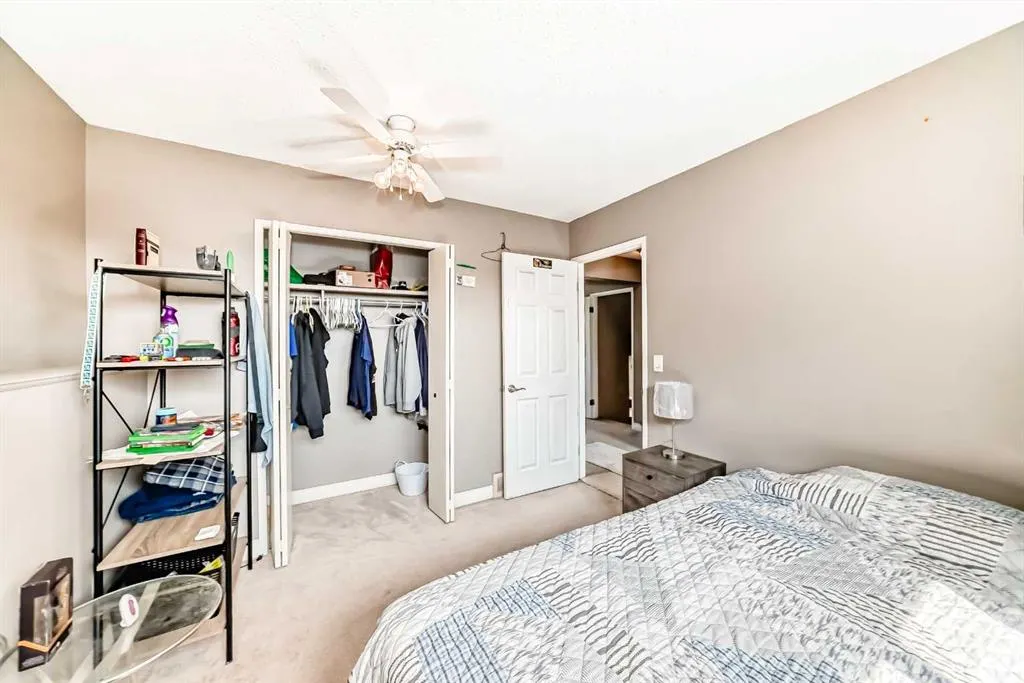32 Radcliffe Bay SE