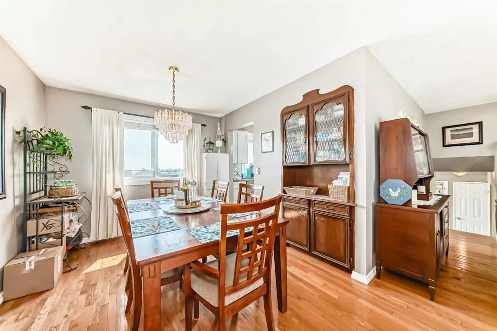 32 Radcliffe Bay SE