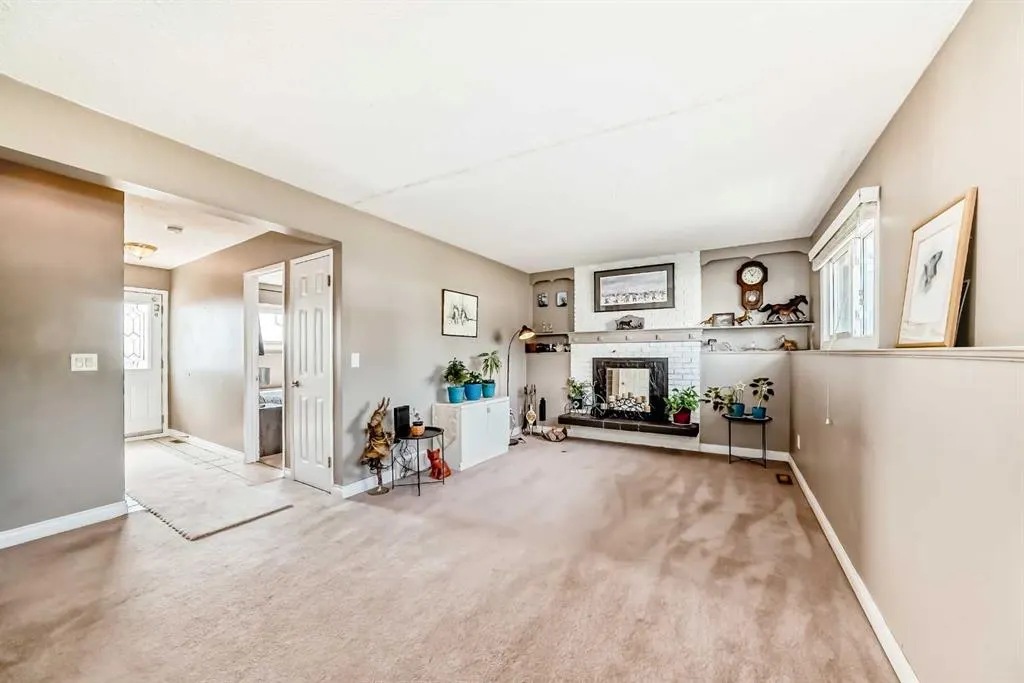 32 Radcliffe Bay SE