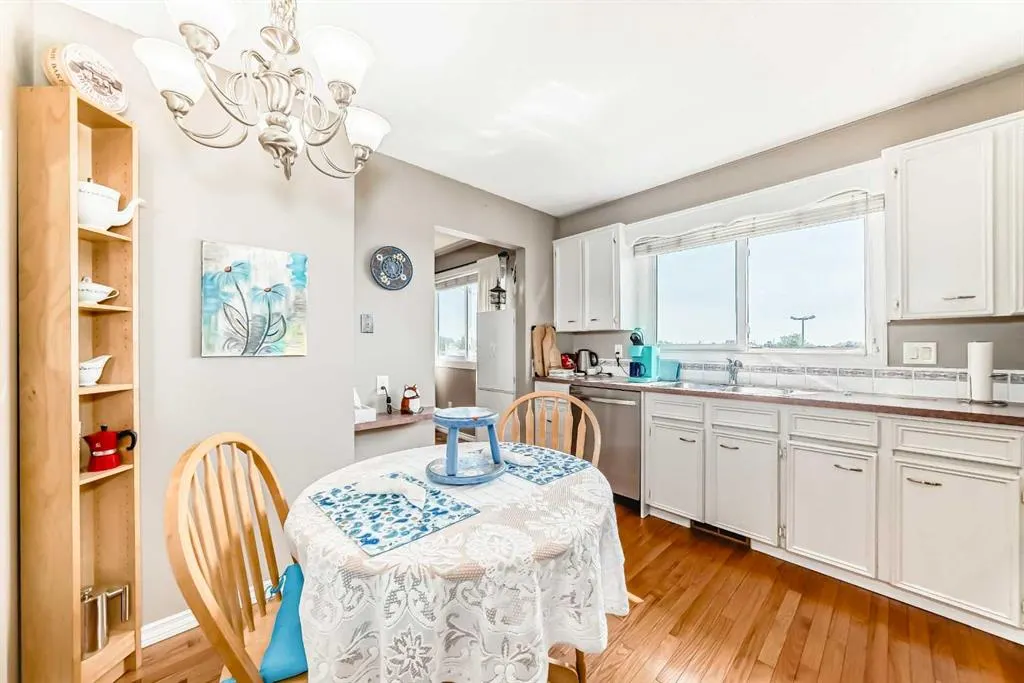 32 Radcliffe Bay SE