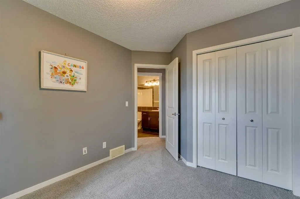88 Cranford Crescent SE