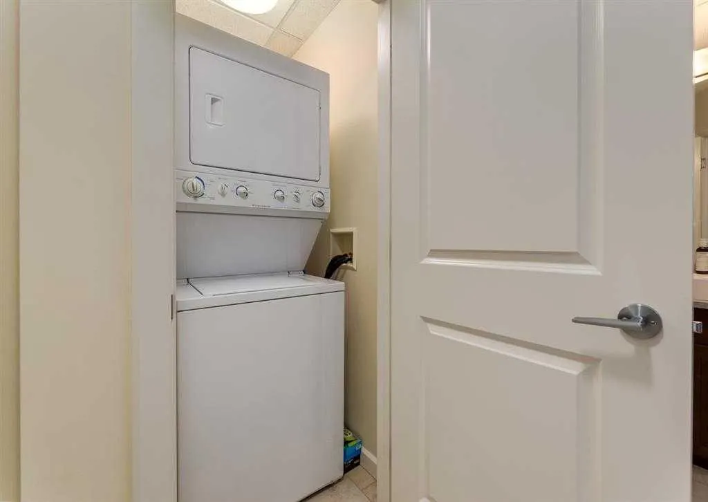 211 13 Avenue SE, #1004