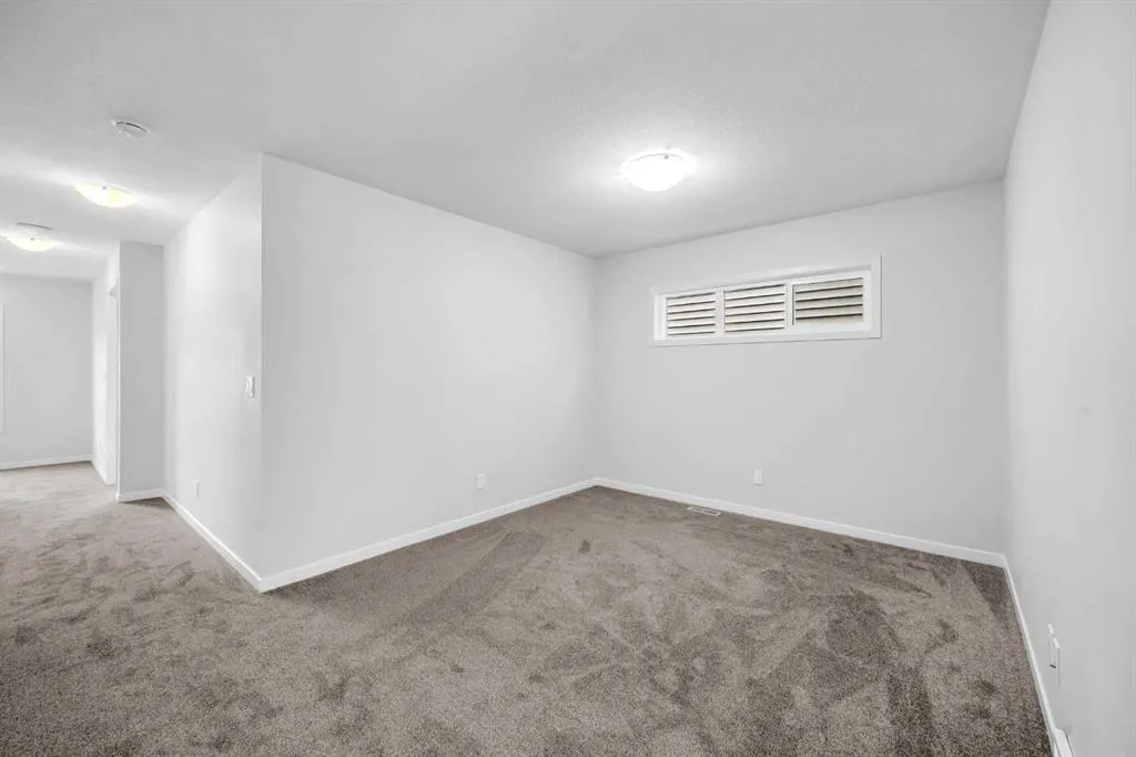 37 Edith Manor NW