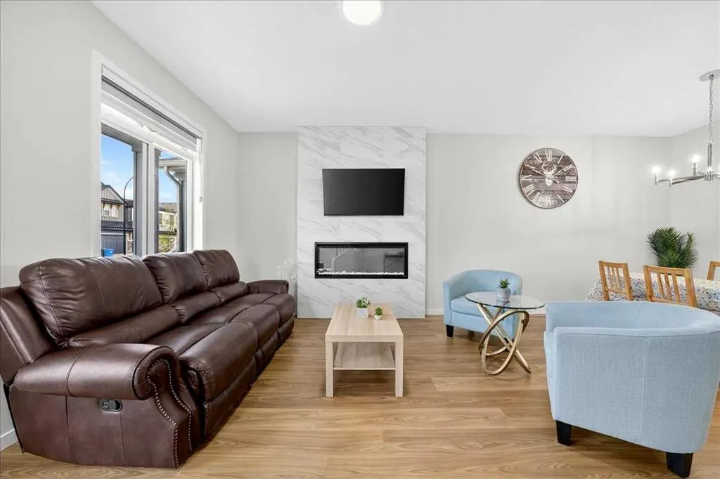 10 Lucas Close NW