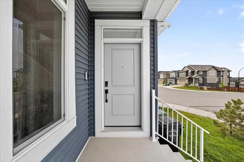10 Lucas Close NW