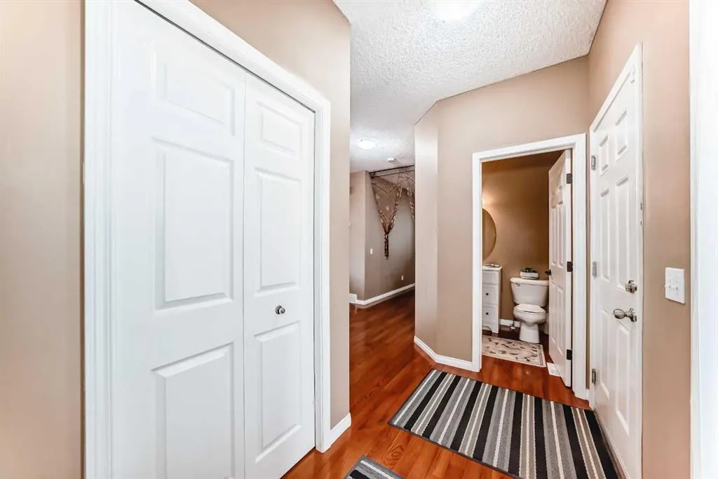 148 Saddlecrest Gardens NE