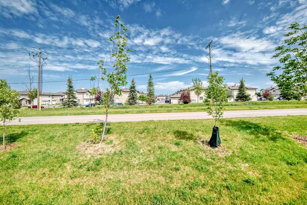 148 Saddlecrest Gardens NE