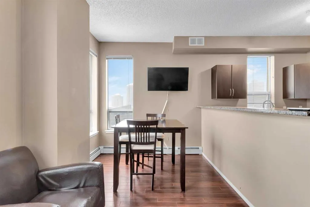 1053 10 Street SW, #801