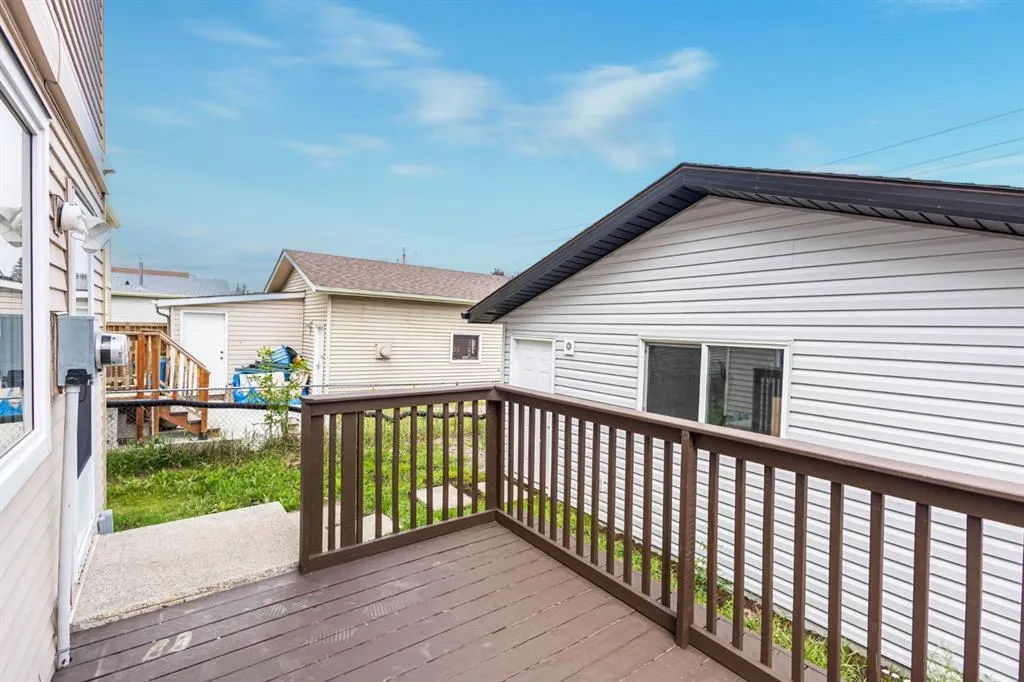 159 Erin Woods Drive SE