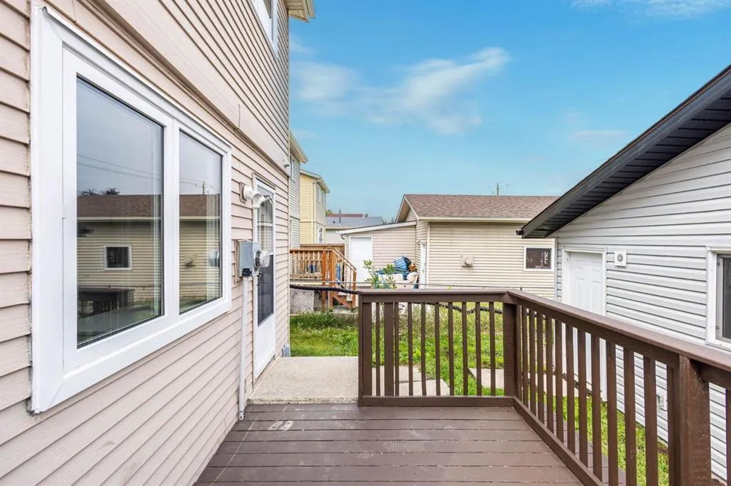 159 Erin Woods Drive SE