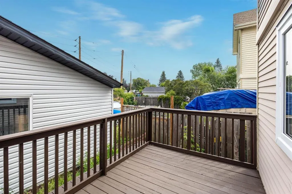 159 Erin Woods Drive SE