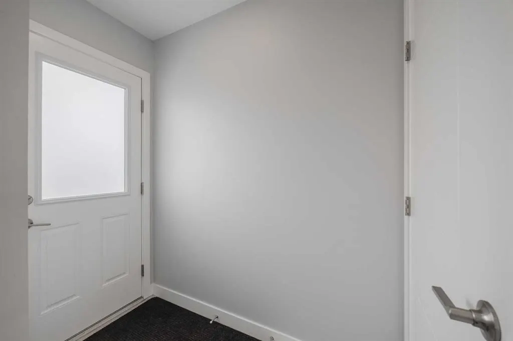 190 Magnolia Square SE