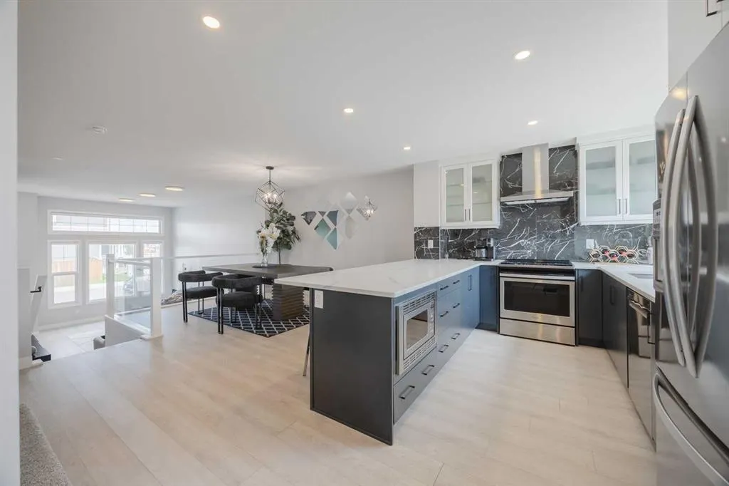 190 Magnolia Square SE
