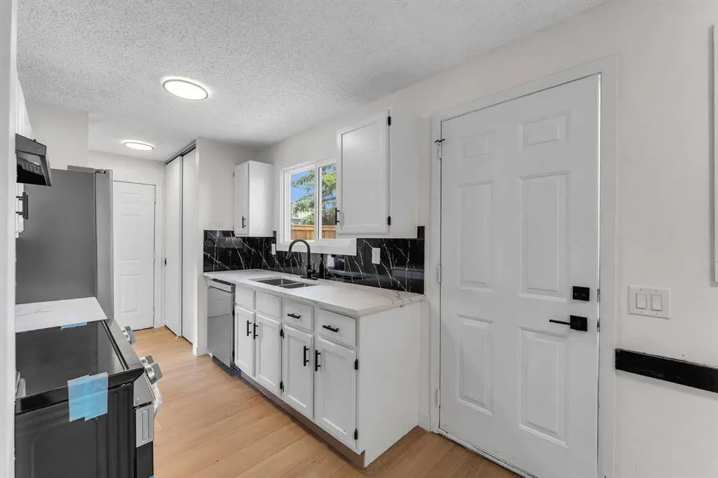 40 Erin Woods Drive SE