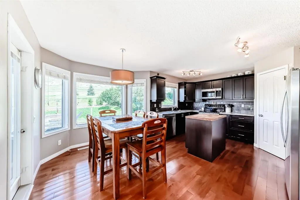 6 Gleneagles Close