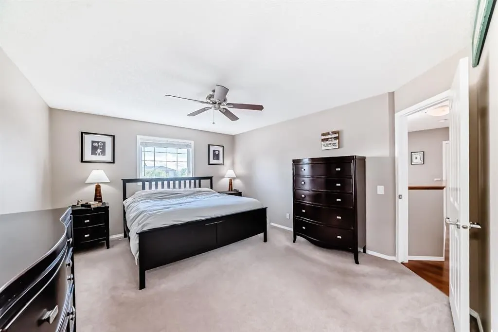 6 Gleneagles Close