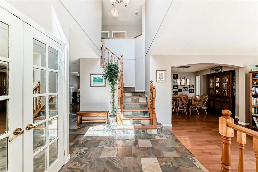 6 Gleneagles Close
