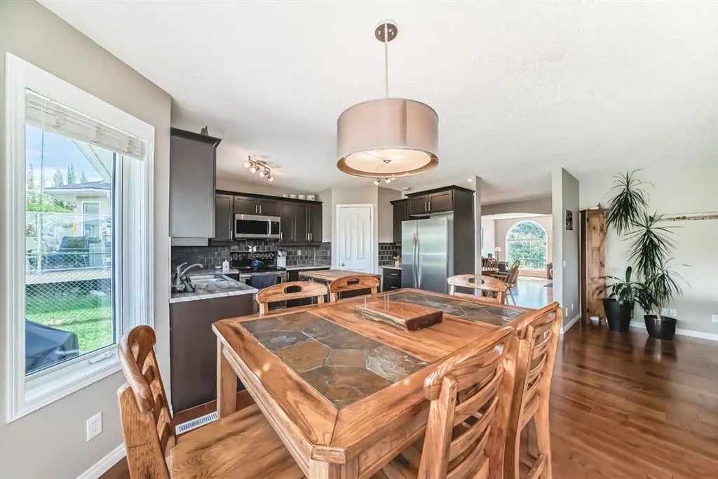 6 Gleneagles Close