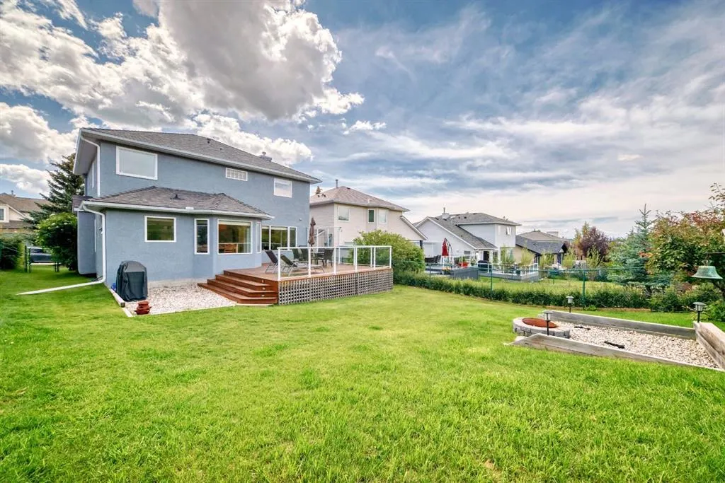 6 Gleneagles Close