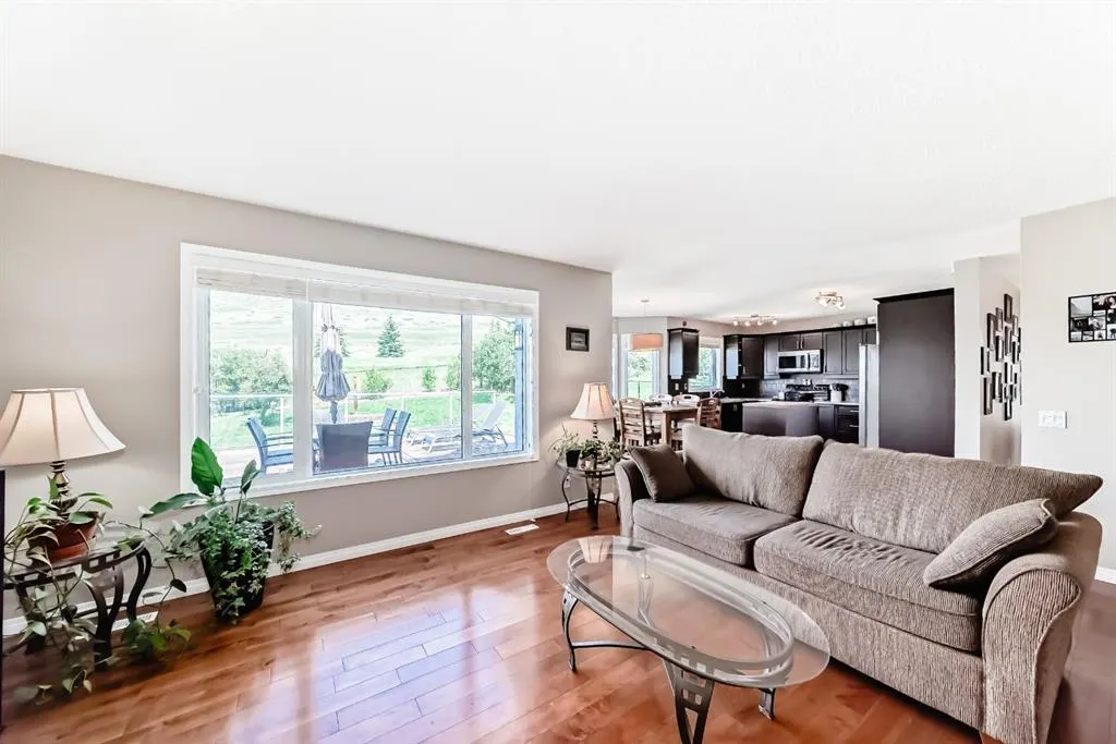 6 Gleneagles Close