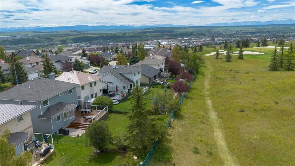 6 Gleneagles Close
