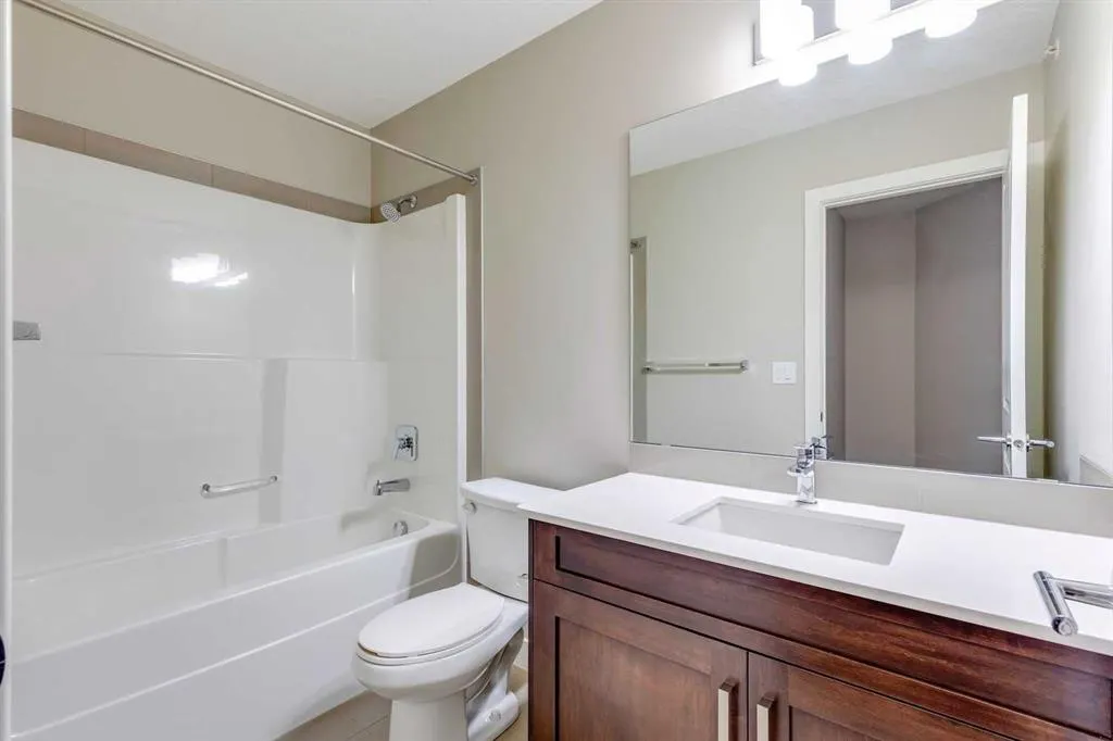 110 Auburn Meadows View SE, #401
