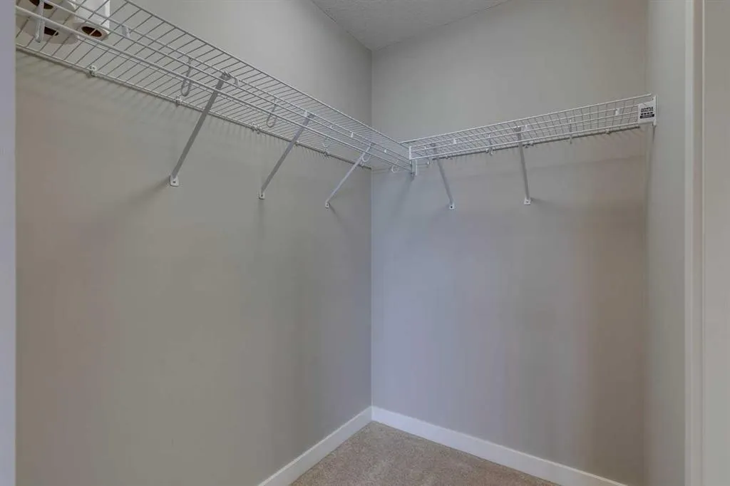 110 Auburn Meadows View SE, #401