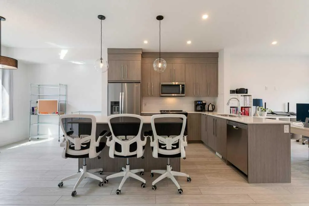 280 Chelsea Road, #2204