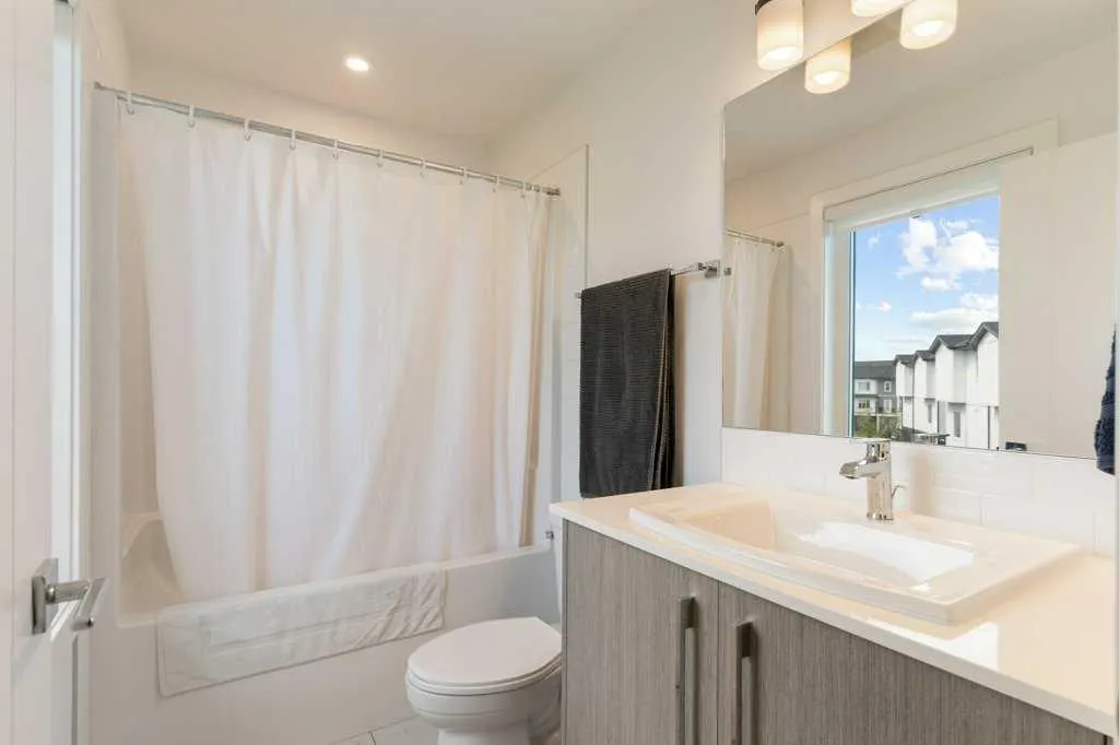 280 Chelsea Road, #2204
