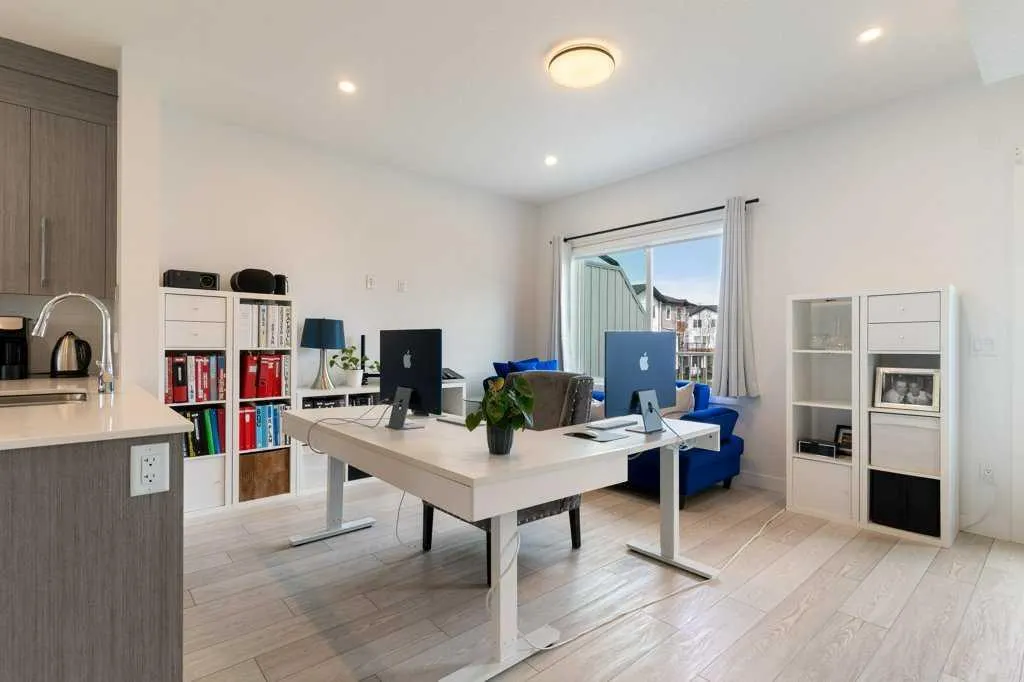 280 Chelsea Road, #2204