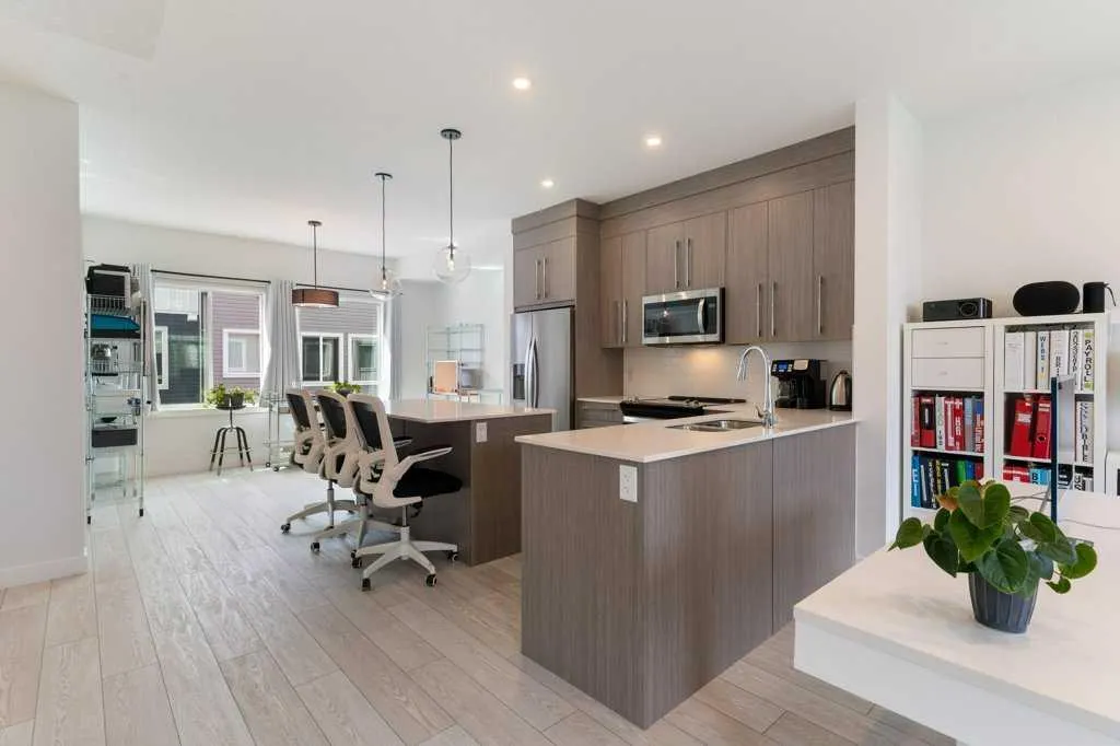 280 Chelsea Road, #2204