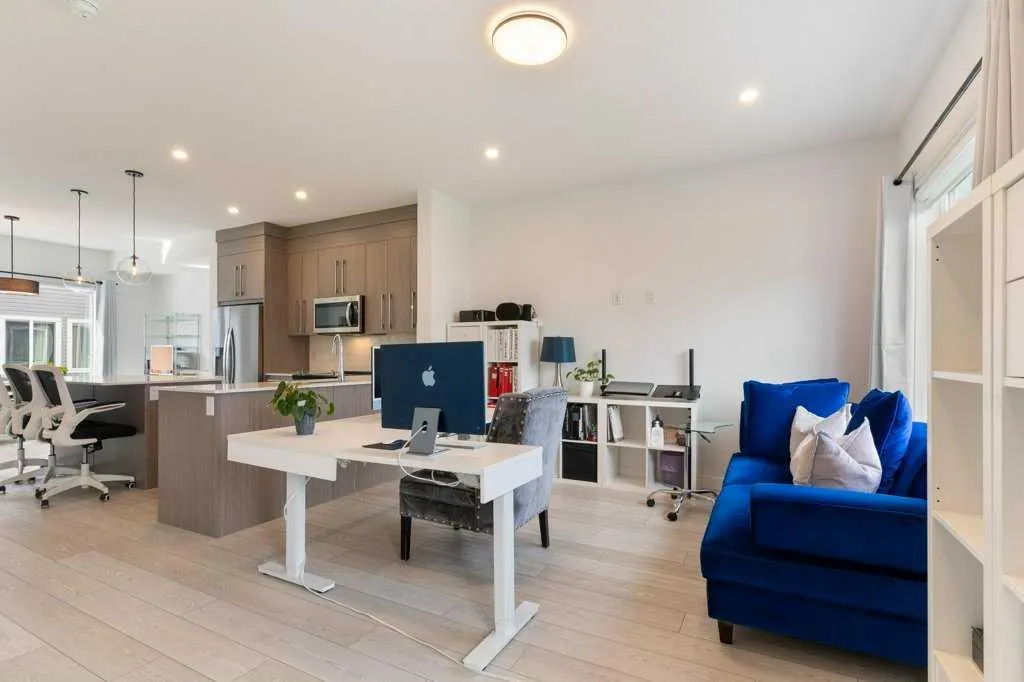 280 Chelsea Road, #2204