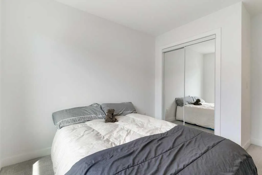 280 Chelsea Road, #2204