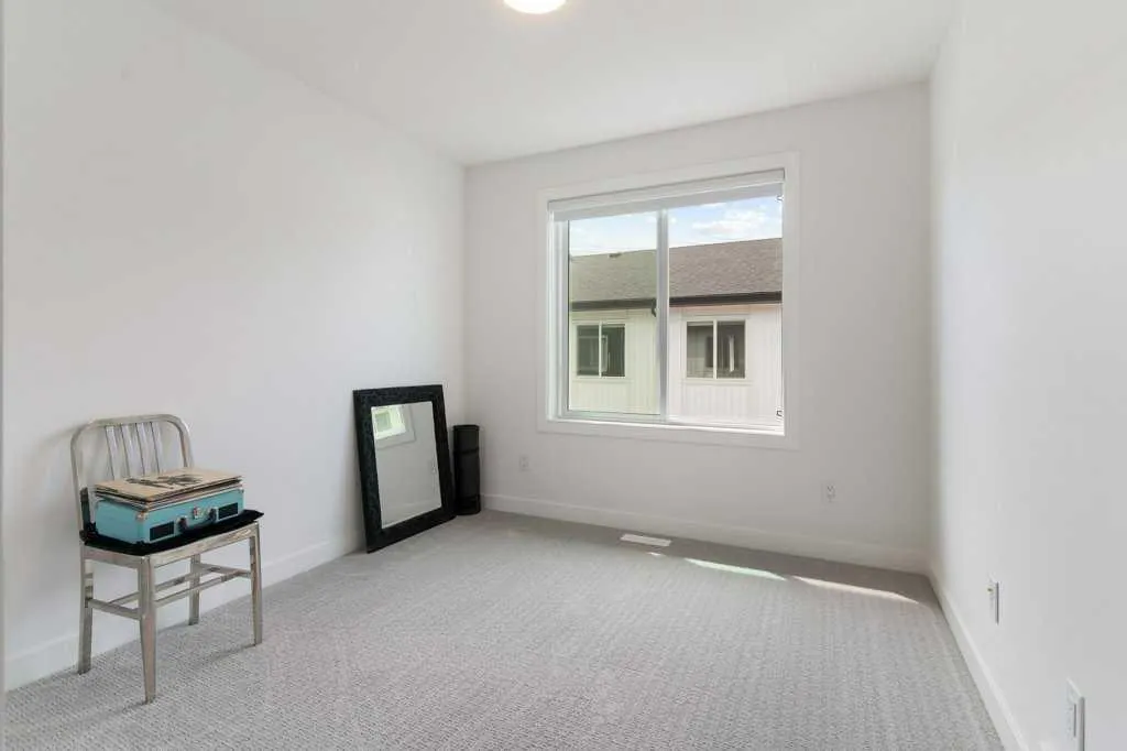 280 Chelsea Road, #2204