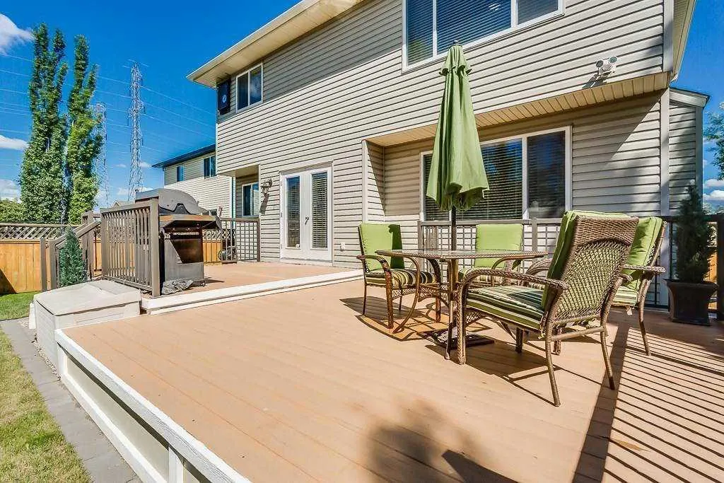 249 West Lakeview Place