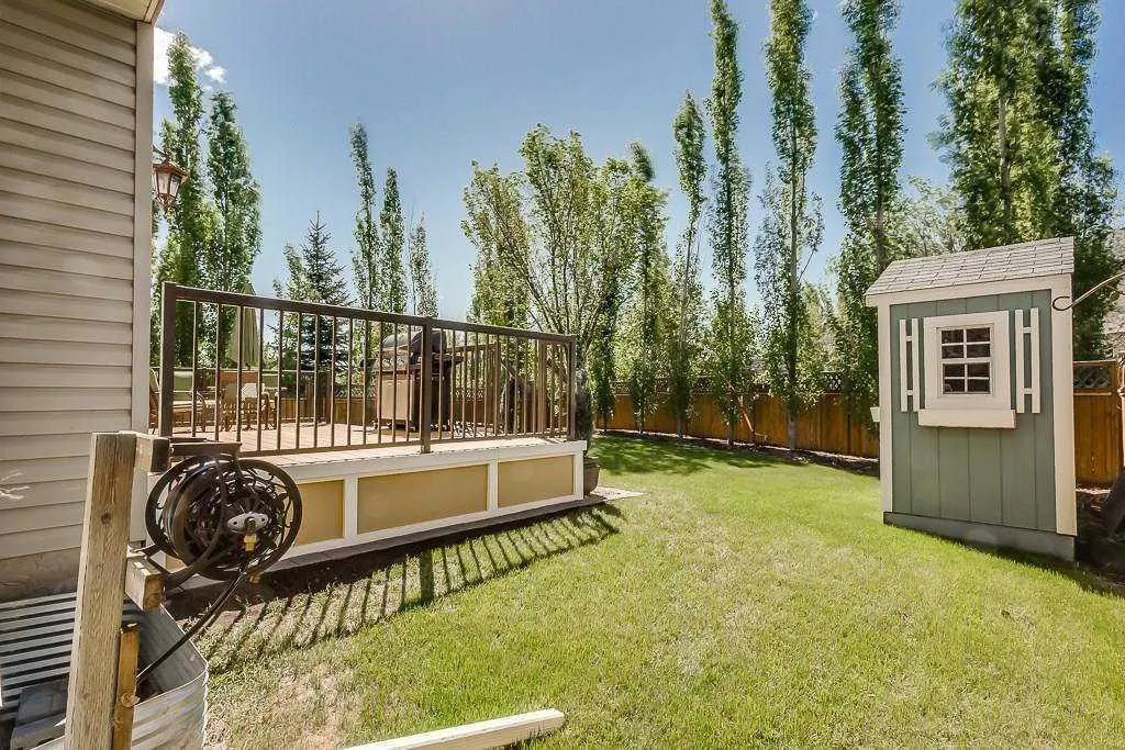 249 West Lakeview Place