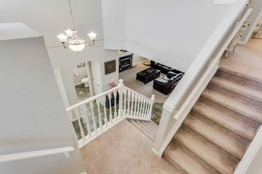 249 West Lakeview Place