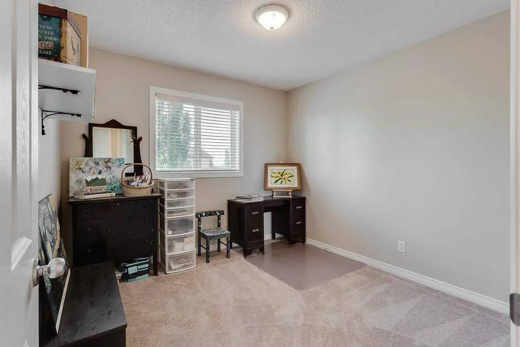 249 West Lakeview Place