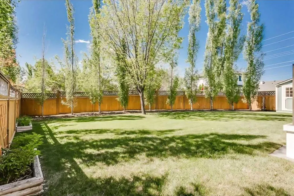 249 West Lakeview Place