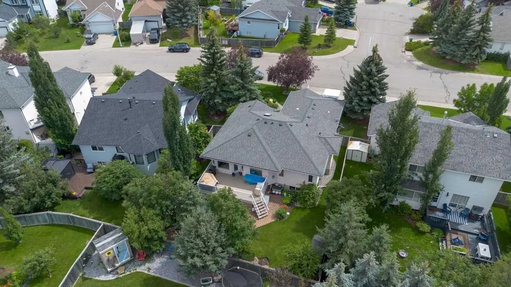 12 Bow Way