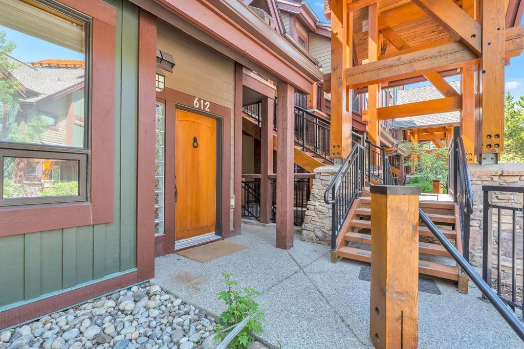 107 Armstrong Place, #612