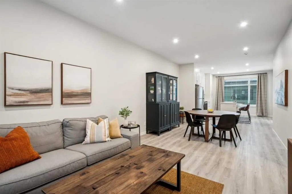 218 Vantage Drive