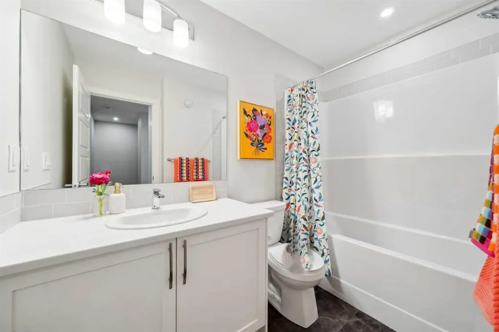 218 Vantage Drive
