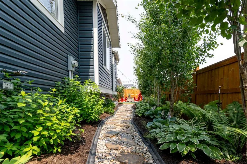 6 Emberside Hollow