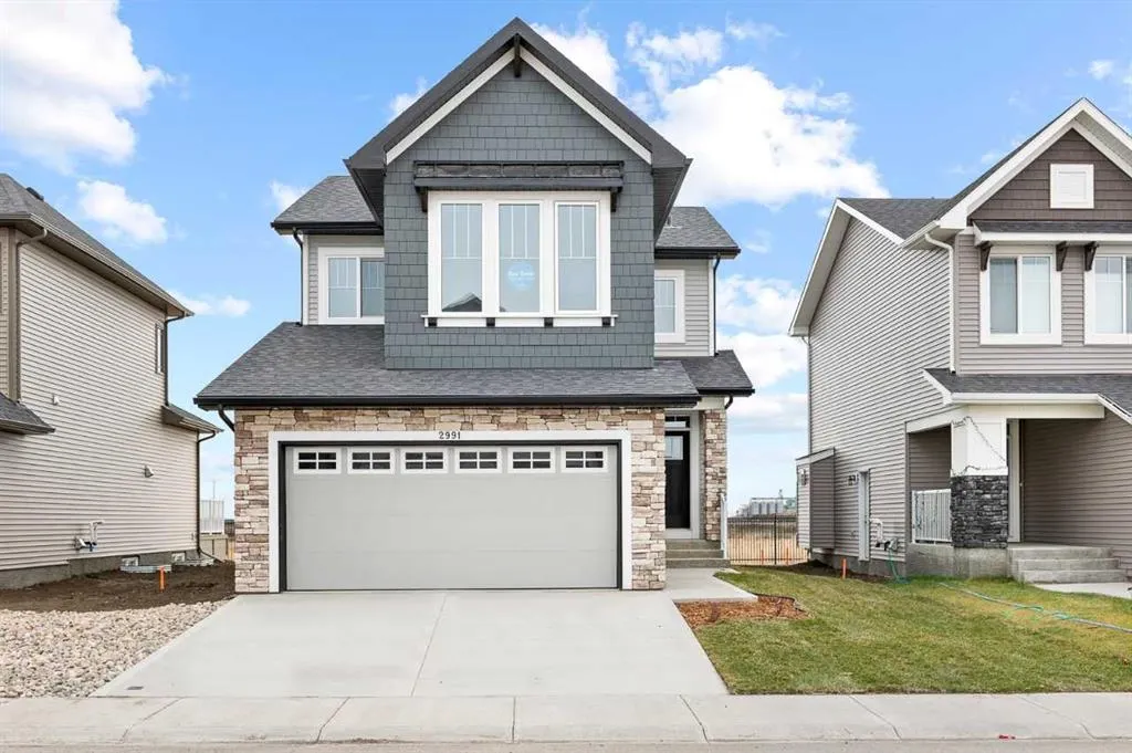 310 Montrose Crescent SE