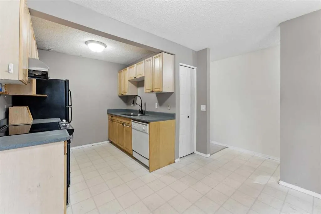 600 Allen Street SE, #602