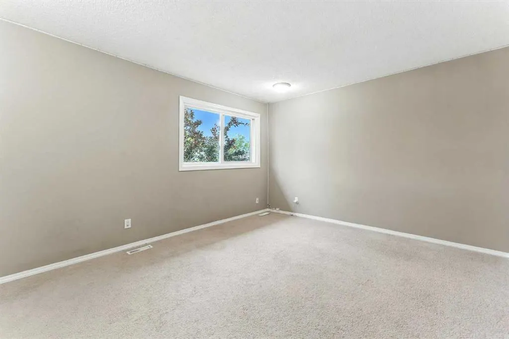 600 Allen Street SE, #602