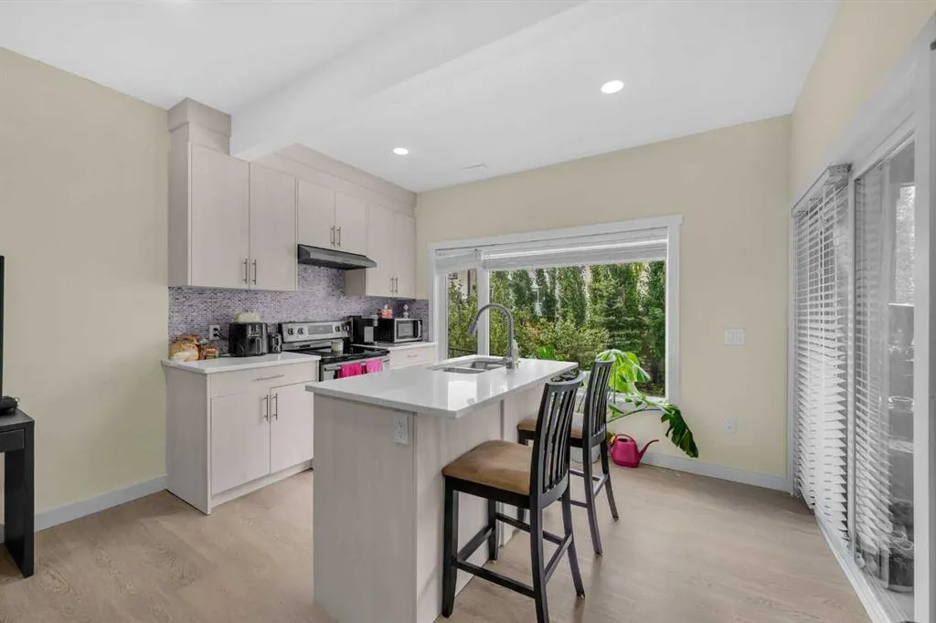 3 Sunset Court