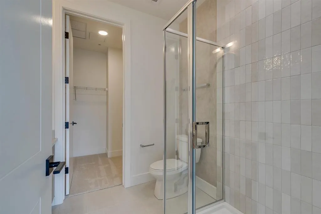 4270 Norford Avenue NW, #1412
